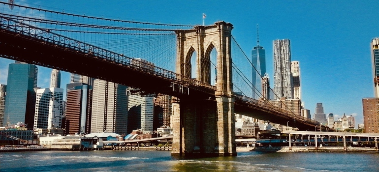 a view of Brooklyn Bridge representing Brooklyn as one of the top NYC boroughs for remote workers