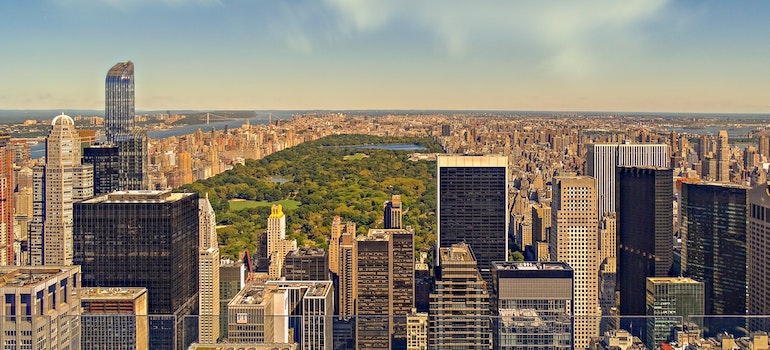 Arieal view of Manhattan and Central Park.