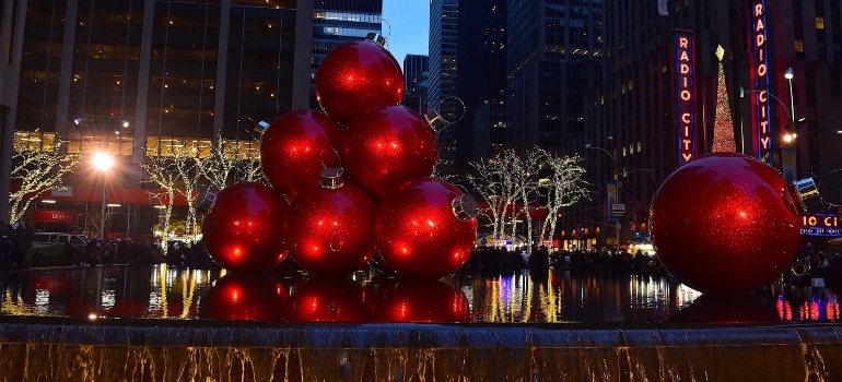 Christmas decorations in NYC